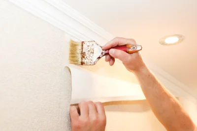 Pose de papier peint à Lohr — revêtements muraux et toiles de verre